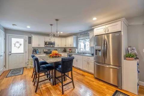 749 Cambridge St, Fall River, MA 02721