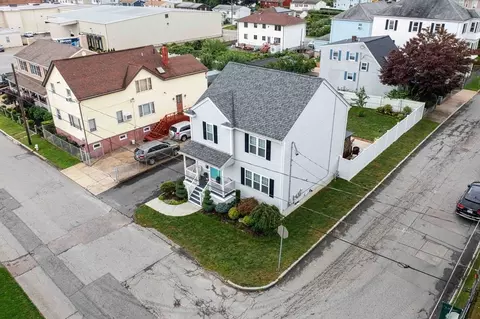 749 Cambridge St, Fall River, MA 02721 photo 2