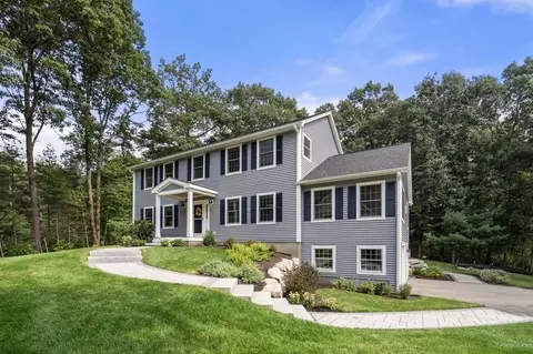 11 Fort Pond Rd, Acton, MA 01720