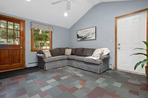 9 Ardmore Dr, Danvers, MA 01923 photo 8