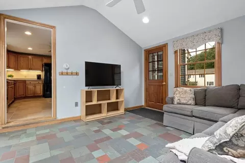 9 Ardmore Dr, Danvers, MA 01923 photo 9