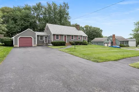 9 Ardmore Dr, Danvers, MA 01923 photo 2