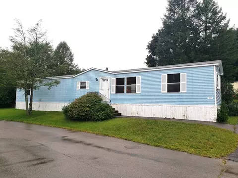 37 Ashley Ln, Marlborough, MA 01752