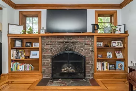 814 Worcester St, Wellesley, MA 02482 photo 5
