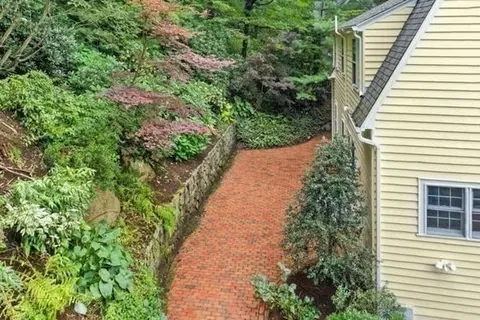 15 Cunningham Rd, Wellesley, MA 02481 photo 27