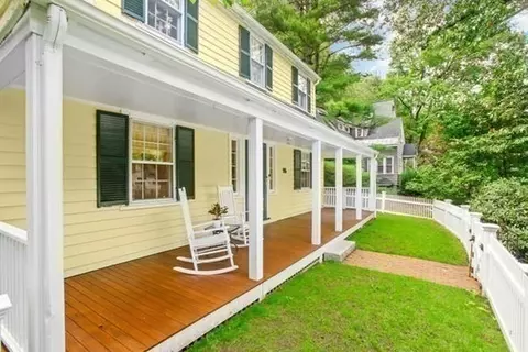 15 Cunningham Rd, Wellesley, MA 02481 photo 5