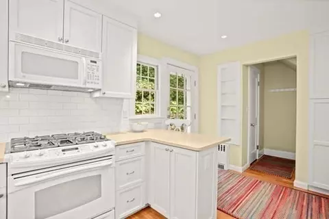 15 Cunningham Rd, Wellesley, MA 02481 photo 14