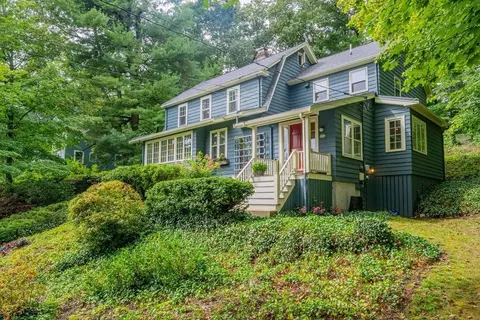 11 Wachusett Dr, Lexington, MA 02421