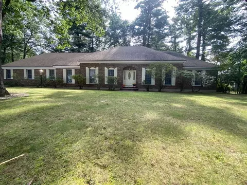 3 Brook Meadow Ln, Georgetown, MA 01833