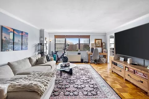 8 Whittier #10D, Boston, MA 02114