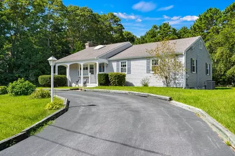 23 Edmar Rd, Falmouth, MA 02536