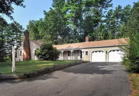 281 Congress St, Duxbury, MA 02332