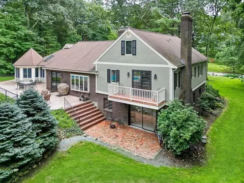 32 Pine Hill Dr, Walpole, MA 02081 photo 40