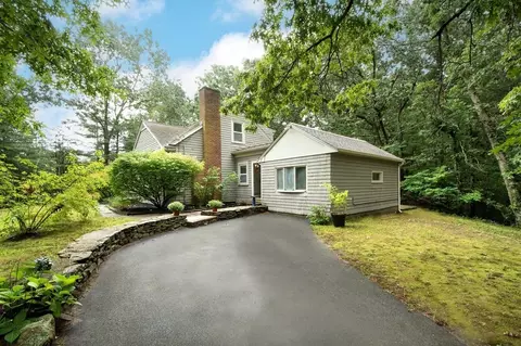 145 Grove St, Marshfield, MA 02050