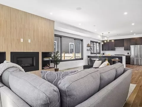 14 Woodbine St #14, Somerville, MA 02143