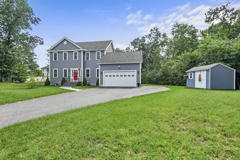 6 Kieronski Ct, Uxbridge, MA 01569