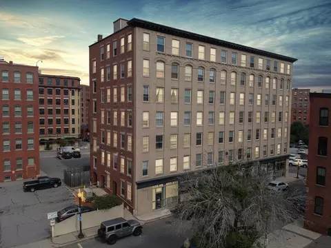 21 Wingate St #302, Haverhill, MA 01832
