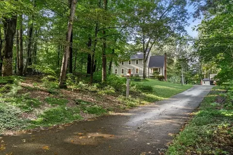 35 Mclains Woods Rd, Groton, MA 01450