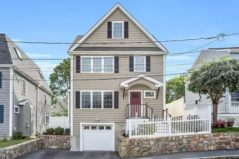 8 Larchmont Ave, Waltham, MA 02451