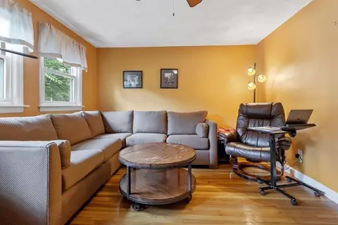 16 Arcadia Ave, Reading, MA 01867 photo 10