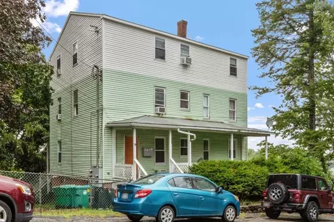 9 Top St, Clinton, MA 01510