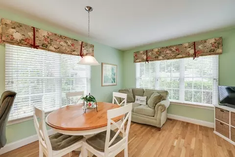 32 Windsor Pt, Mashpee, MA 02649 photo 14