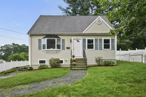 76 Wyola Dr, Worcester, MA 01603