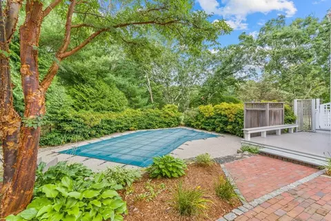 35 Hook Dr, Mashpee, MA 02649 photo 36