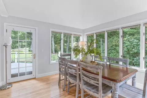 35 Hook Dr, Mashpee, MA 02649 photo 12