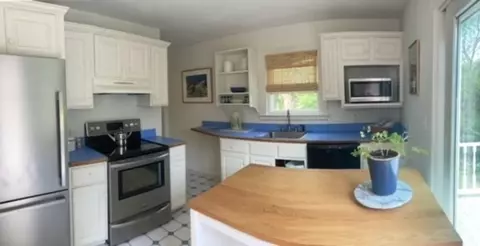 54 Grapevine Rd, Gloucester, MA 01930 photo 5