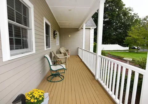 28 Old Plain St, Marshfield, MA 02050 photo 4