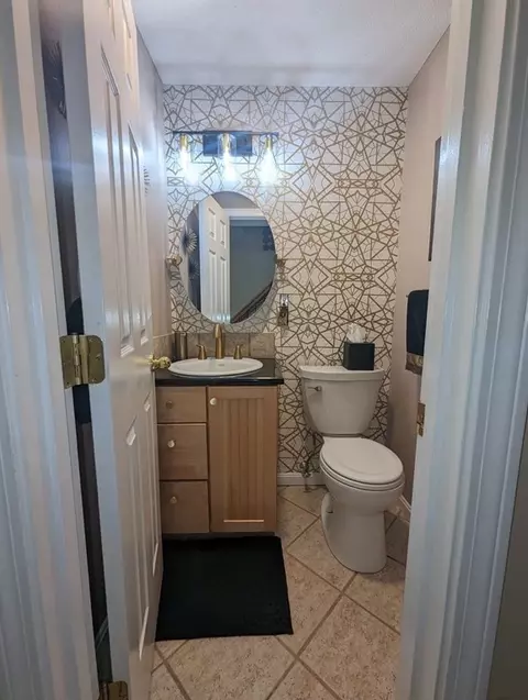 37 Constitution Ln #48, Danvers, MA 01923 photo 24
