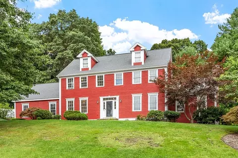 20 Blackthorn Rd, Shrewsbury, MA 01545