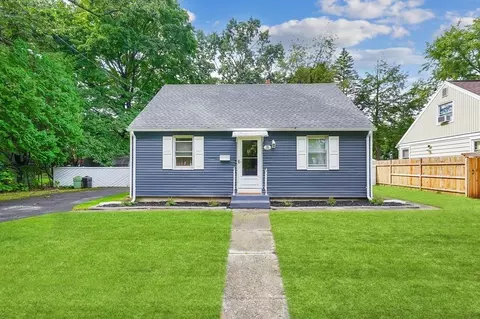 80 Seymour Ave, Springfield, MA 01109