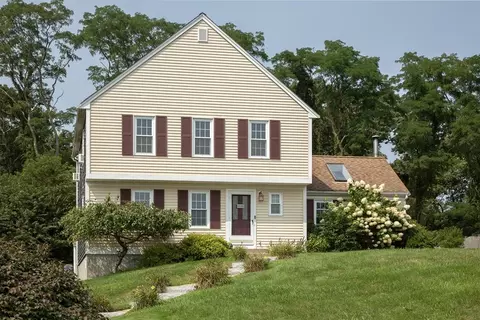 53 Wagon Wheel Rd, Plymouth, MA 02360