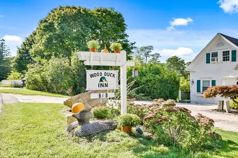 1050 County Rd, Bourne, MA 02534 photo 4