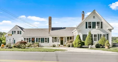 1050 County Rd, Bourne, MA 02534 photo 7