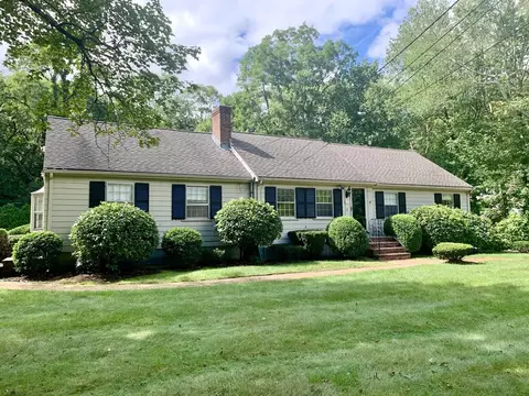 531 Main St, Hingham, MA 02043