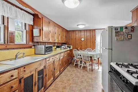 84 Maple St, Oakham, MA 01068 photo 26