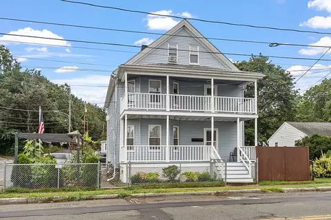 42 County St, Peabody, MA 01960
