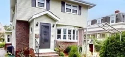 123 Central St, Somerville, MA 02145