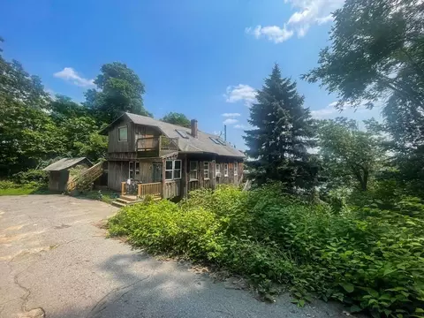 100 Elliott St, Worcester, MA 01605 photo 2