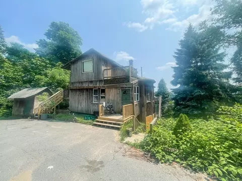 100 Elliott St, Worcester, MA 01605 photo 3