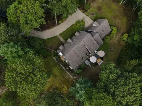 131 Clamshell Cove Rd, Barnstable, MA 02635 photo 3