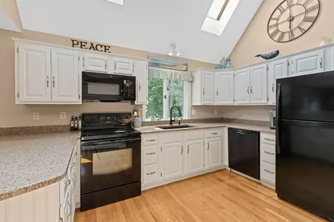 131 Clamshell Cove Rd, Barnstable, MA 02635 photo 8