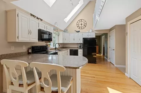 131 Clamshell Cove Rd, Barnstable, MA 02635 photo 10