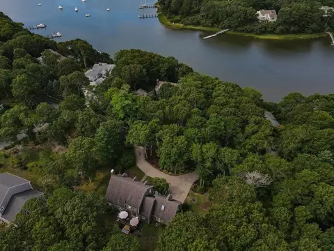 131 Clamshell Cove Rd, Barnstable, MA 02635 photo 2