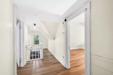 305 Bay St, Springfield, MA 01109 photo 27