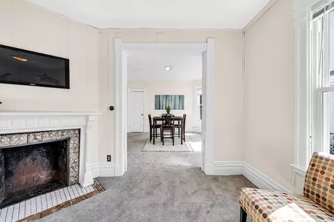 305 Bay St, Springfield, MA 01109 photo 4