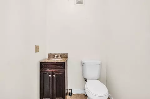 305 Bay St, Springfield, MA 01109 photo 13